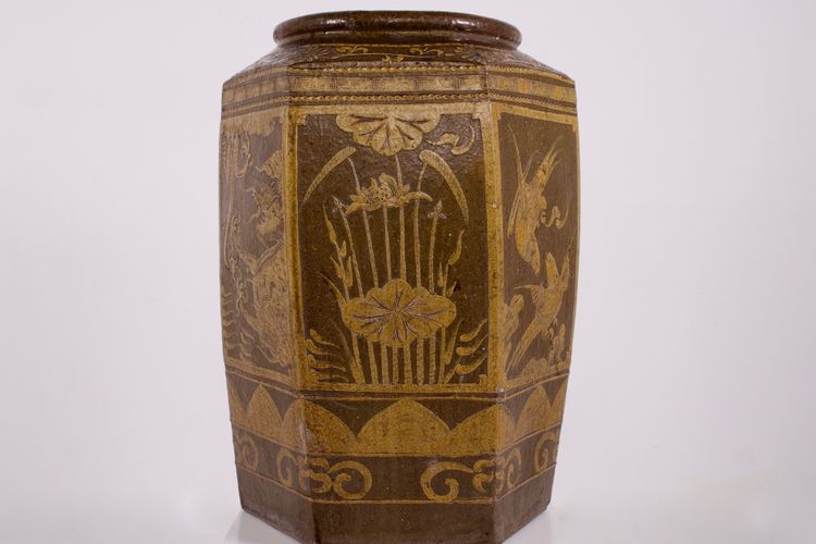 Großes sechseckiges Glas von Martaban