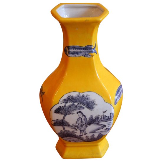 Chinesische Vase aus dem späten 19. Jahrhundert