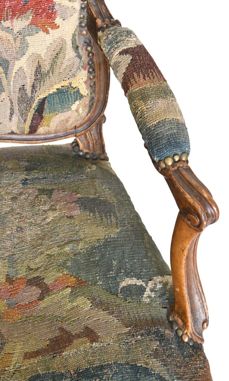 Poltrona cabriolet in stile Luigi XV con timbro MDLP di Martin Delaporte (morto nel 1756)
