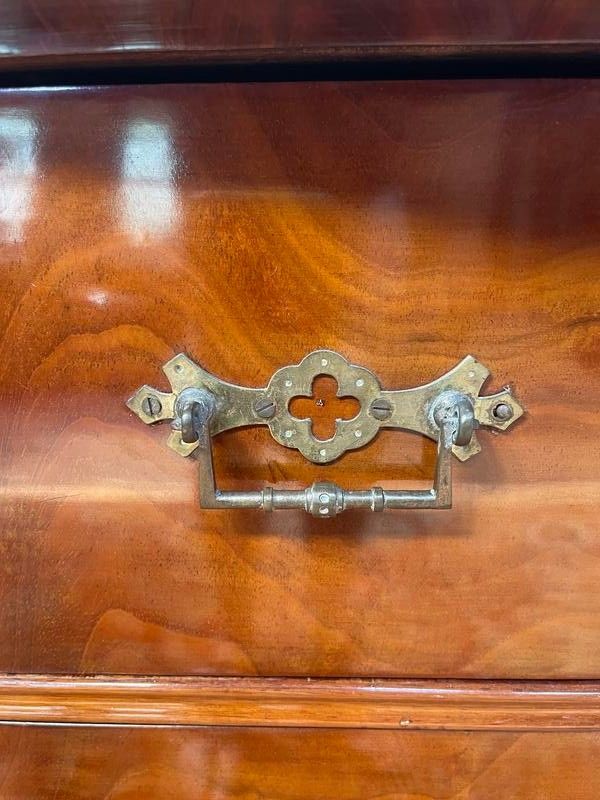 Commode anglaise en acajou 