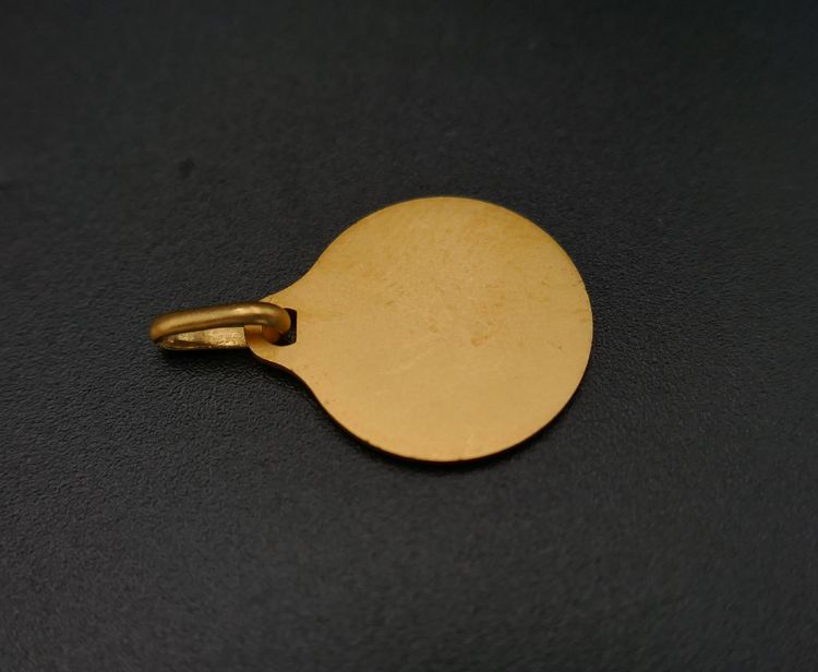 Augis-Liebesmedaille, 16 mm. Neuwertiger Zustand.
