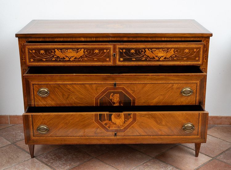 Commode ancienne Louis XVI Lombardie (Italie) 18siècle.