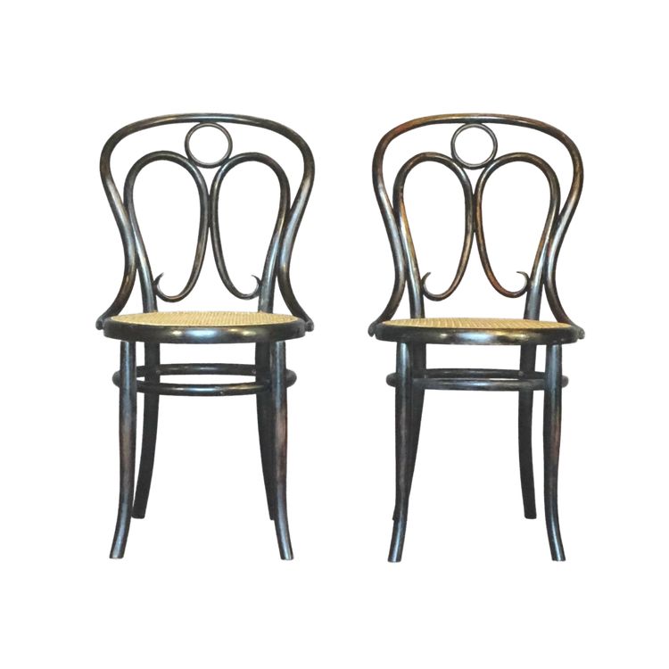 Deux chaises KOHN N°35, vers 1875 cannage neuf manuel- no Thonet