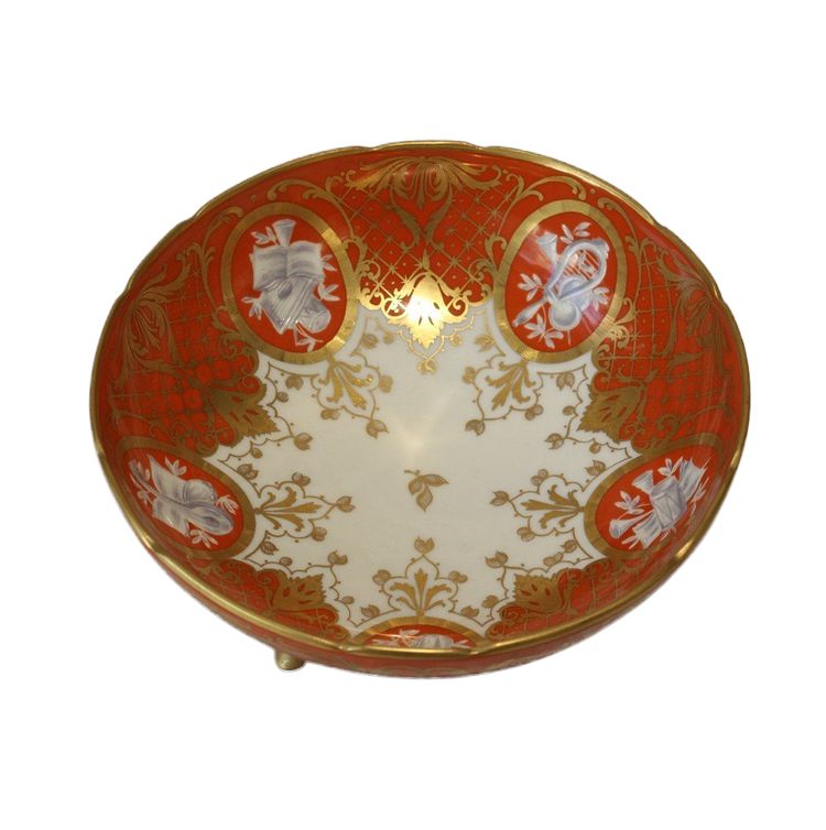 Porcelain footed bowl signed Le Tallec in Paris, Musical attributes, 20th century