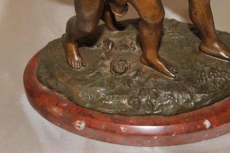 Sculpture signée Charles Théodore Perron 2 enfants portant un panier patine bronze ép. fin 19ème