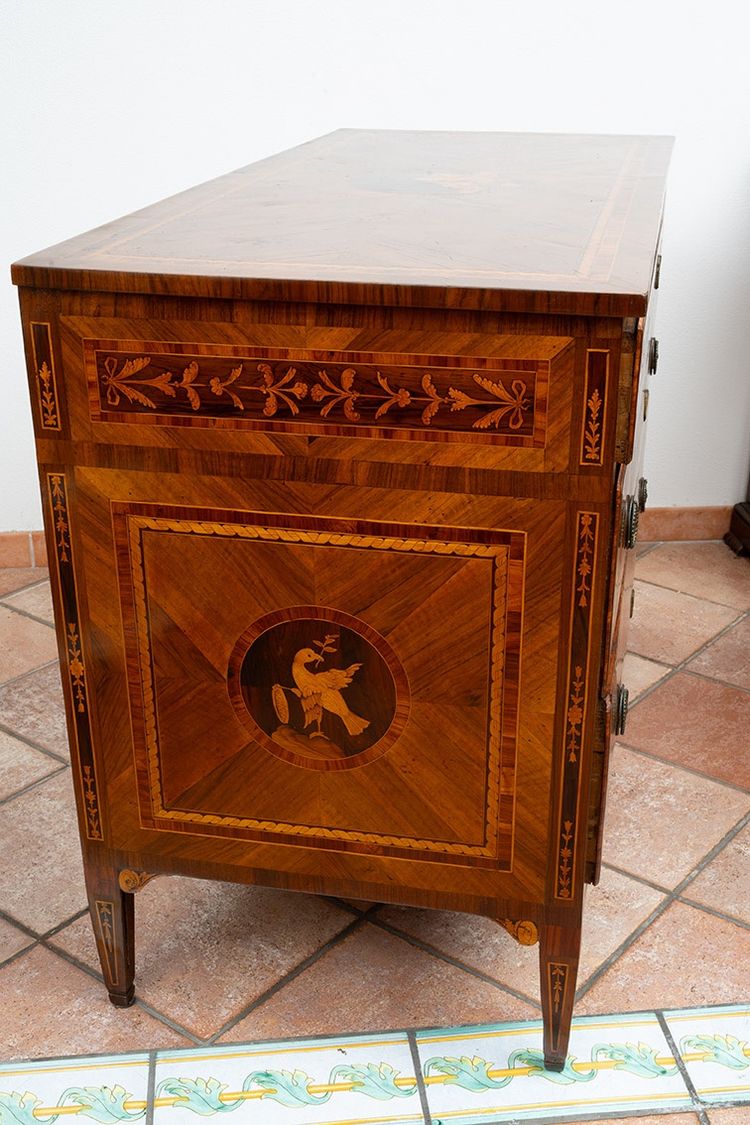 Commode ancienne Lombarde (Italie) Louis XVI,  18siècle.