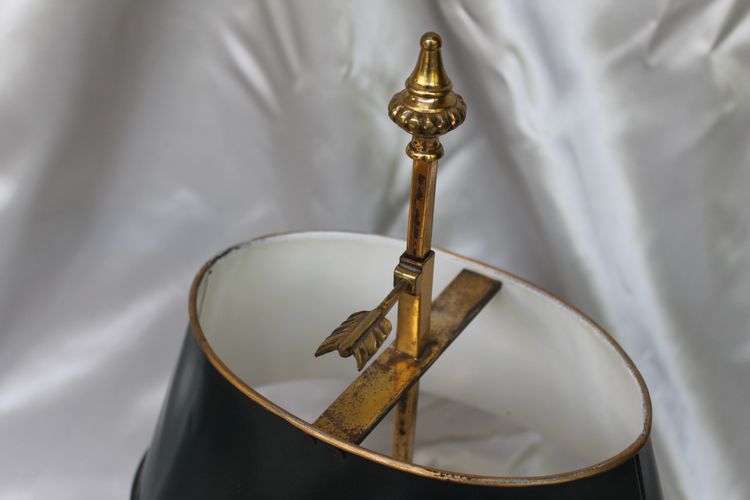 Lampada di transizione Luigi XV-Luigi XVI a 2 luci in bronzo a forma di bottiglia d'acqua calda, XX secolo