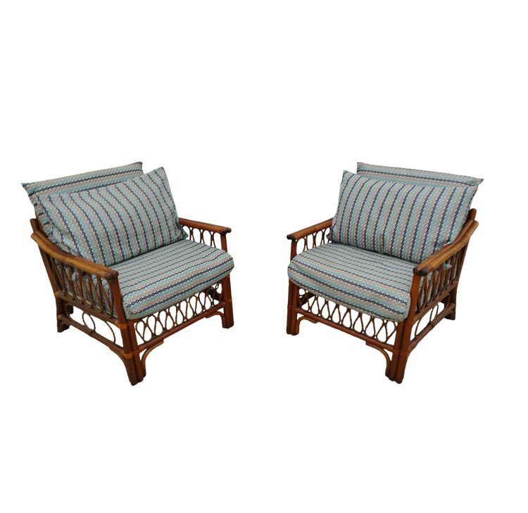 Coppia di poltrone, due, 2 poltrone vintage in rattan con seduta imbottita