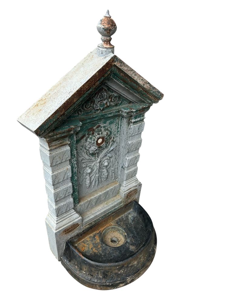 Ancienne Fontaine Murale Ou D’applique En Fonte De Fer De Antoine Durenne Fin XIXéme Siècle 