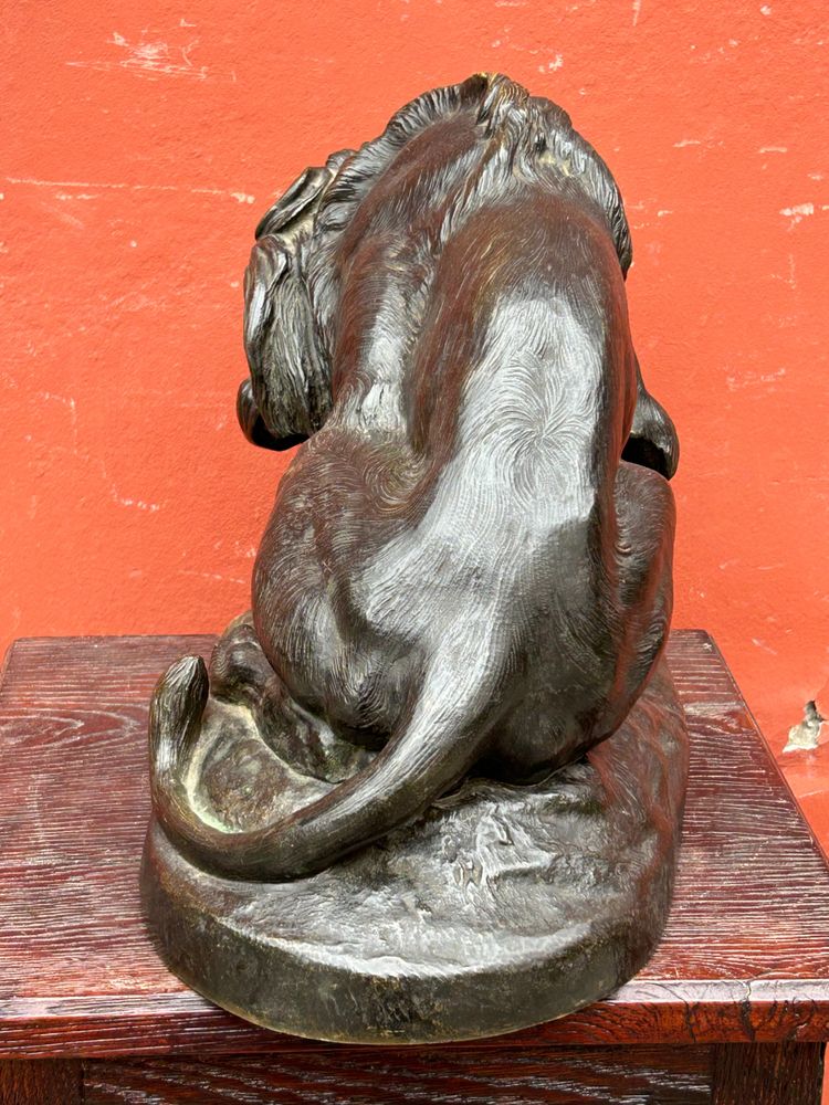 Importante bronzo Lion Au Serpent Ou Lion Des Tuileries di Antoine Louis Barye Fine XIX secolo