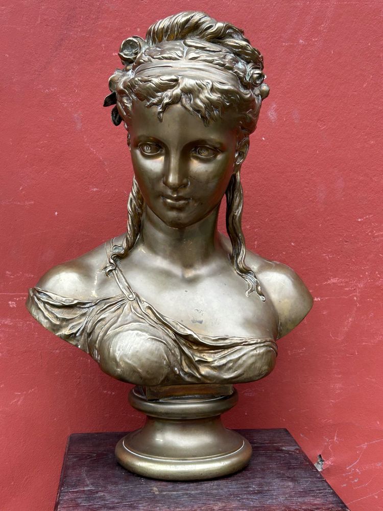 Henry étienne Dumaige ( 1830-1888) Imponente busto in bronzo di giovane donna H 59 cm