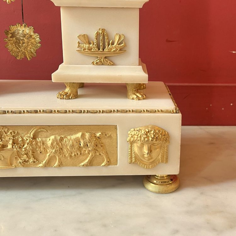 Rare Etruscan clock, late Louis XVI period