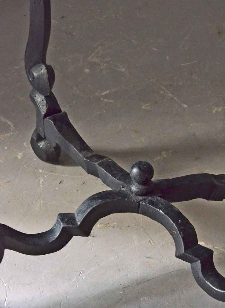 Kleiner Tisch Louis XIV
