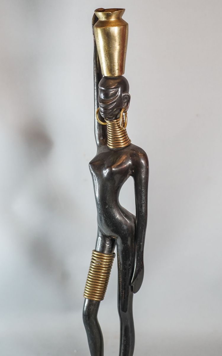 Karl HAGENAUER (1898 - 1956), After, Porteuse d'eau bronze