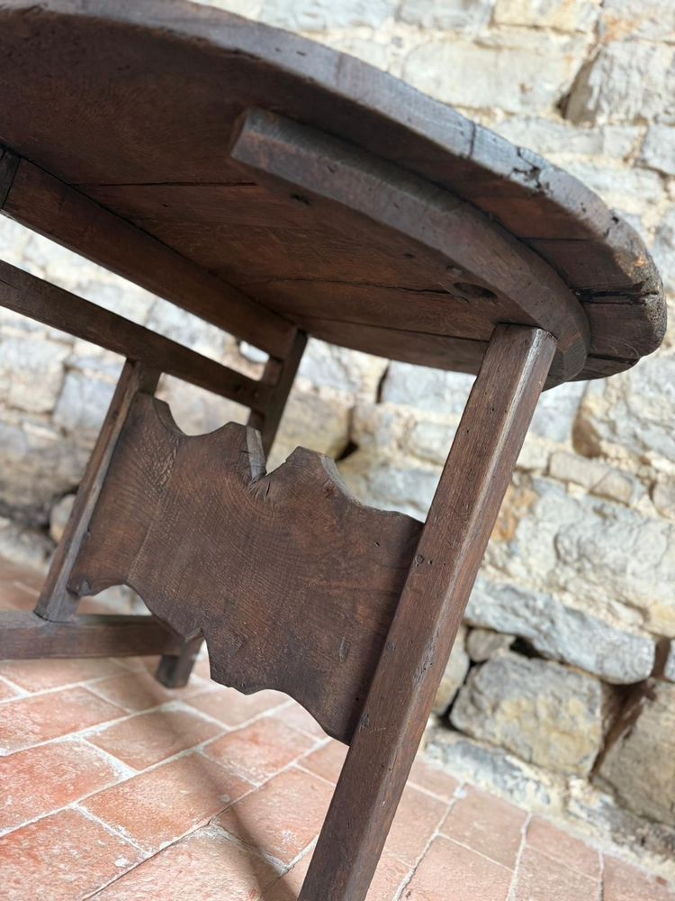 Small folding winegrower's table dating from the 18th century