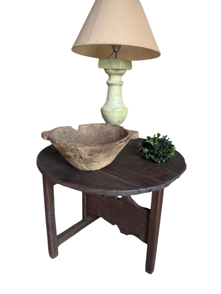 Small folding winegrower's table dating from the 18th century