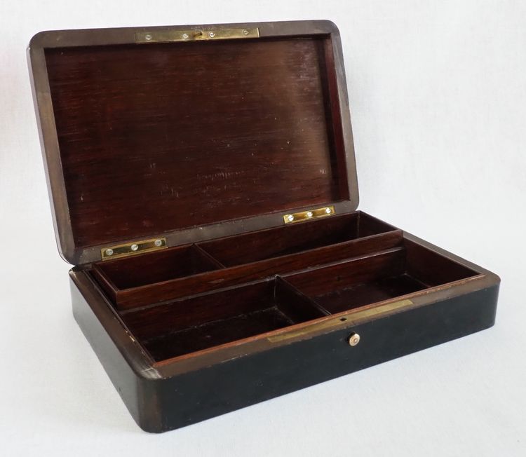 Scatola per giochi di carte in intarsio di Boulle, legno annerito e ottone, periodo Napoleone III
