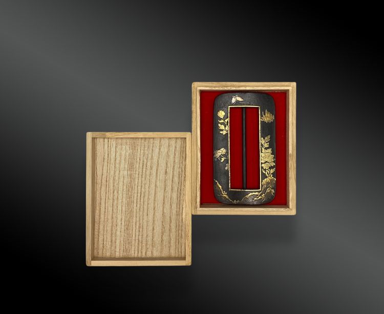 Belt buckle, late Edo period. Japan, 19th century