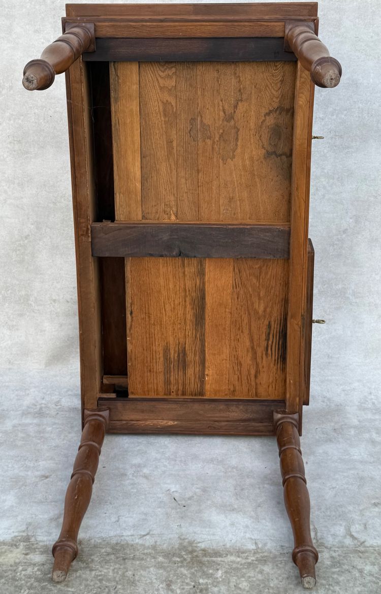 Scrivania a 2 cassetti