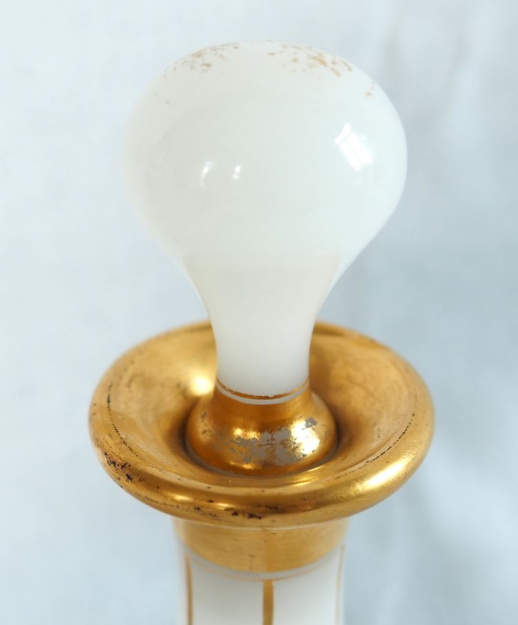 Baccarat: orientalist liqueur bottle / carafe in gilded opaline, circa 1860