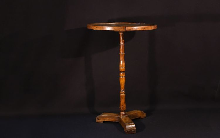Guéridon directoire Fin XVIIIème siècle  Chêne 