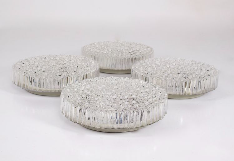 Motoko Ishii wall lamp.