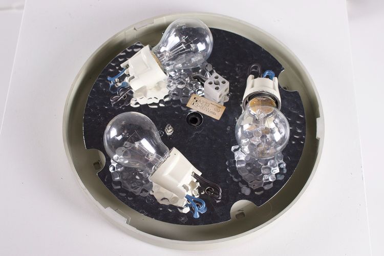 Motoko Ishii wall lamp.