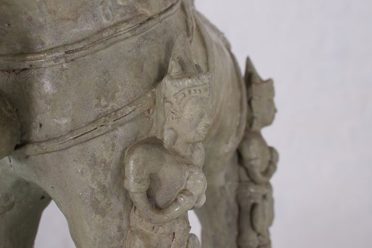 Elefante con guerrieri in celadon, Siam