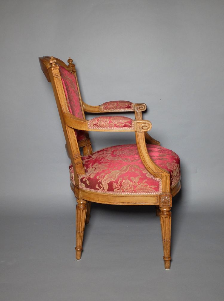 Paire de fauteuils lyonnais d'époque Louis XVI