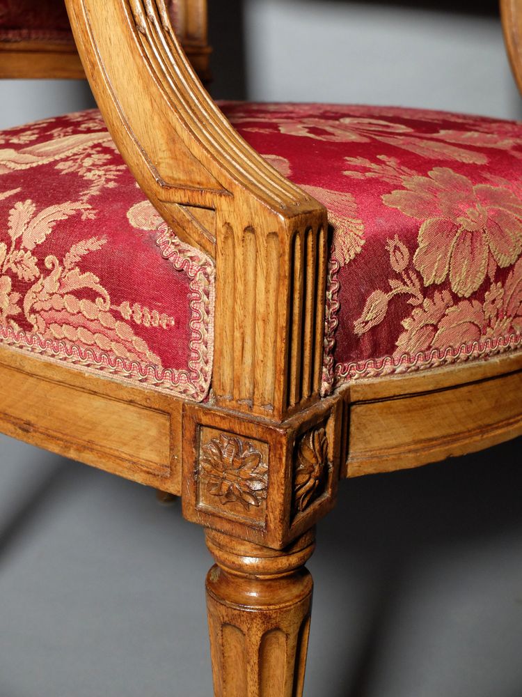 Paire de fauteuils lyonnais d'époque Louis XVI