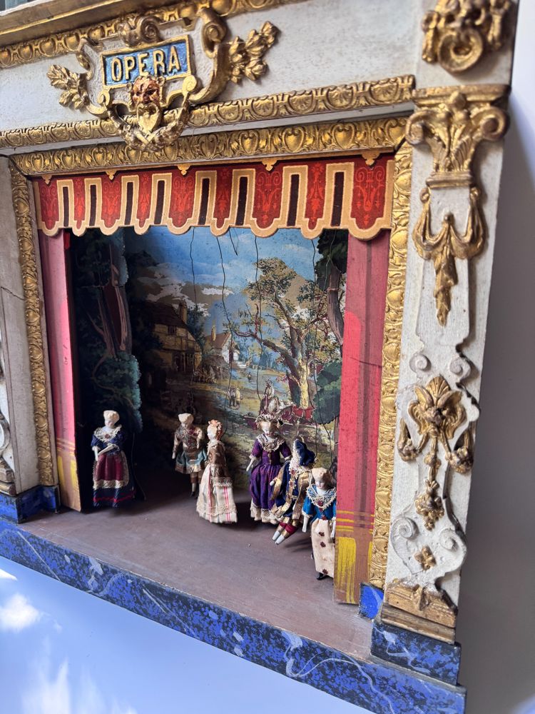 Teatro d'opera in miniatura in legno intagliato - Castelet de marionnettes XIX secolo