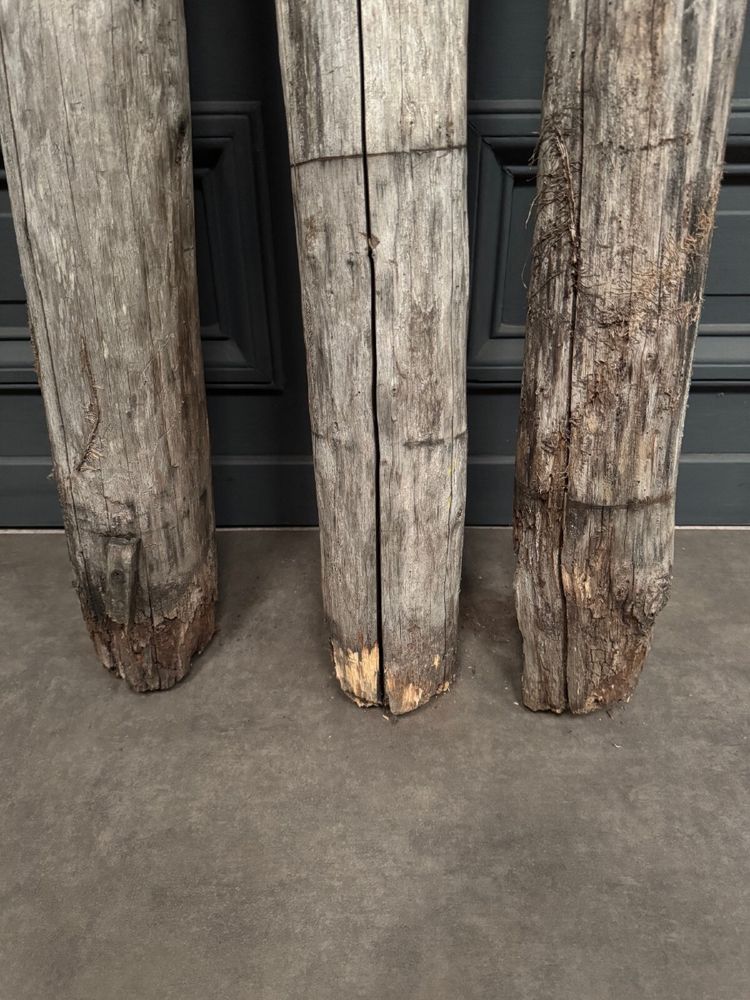 3 Totems aus Holz Volkskunst, die die Heiligen Drei Könige darstellen Mitte 20.