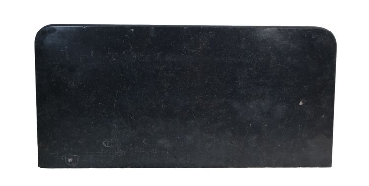 Piccola cassettiera in mogano, epoca della Restaurazione