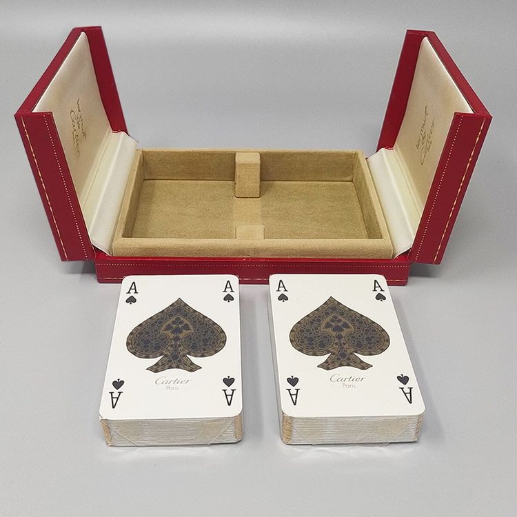 1970s Original Gorgeous Playing Cards Box by Cartier in Excellent condition. Made in France