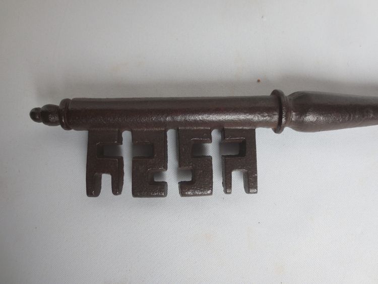 Aushängeschild eines Schlossers ? 19. Jahrhundert.  