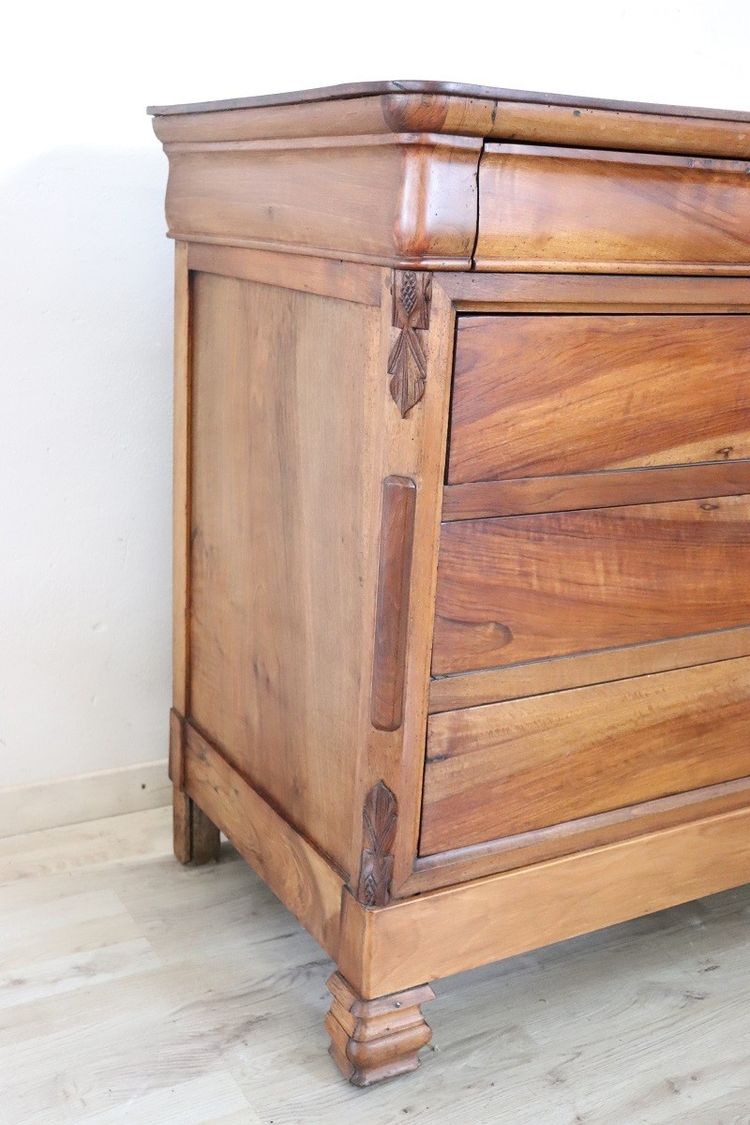 commode ancienne en noyer