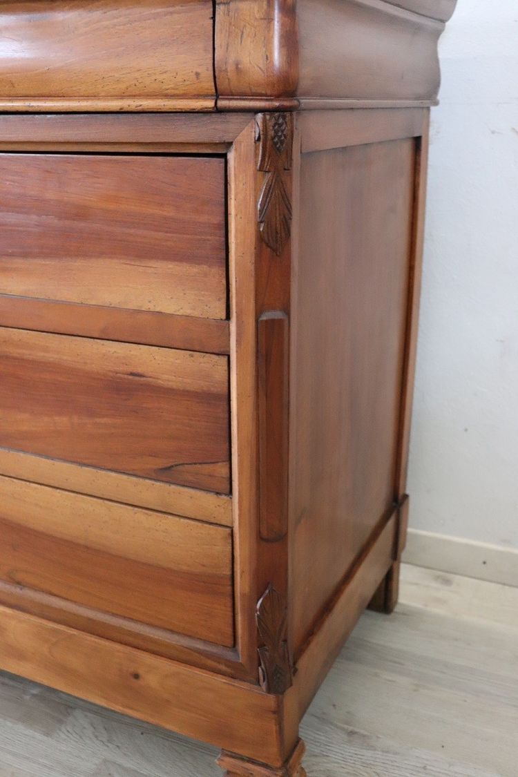 commode ancienne en noyer