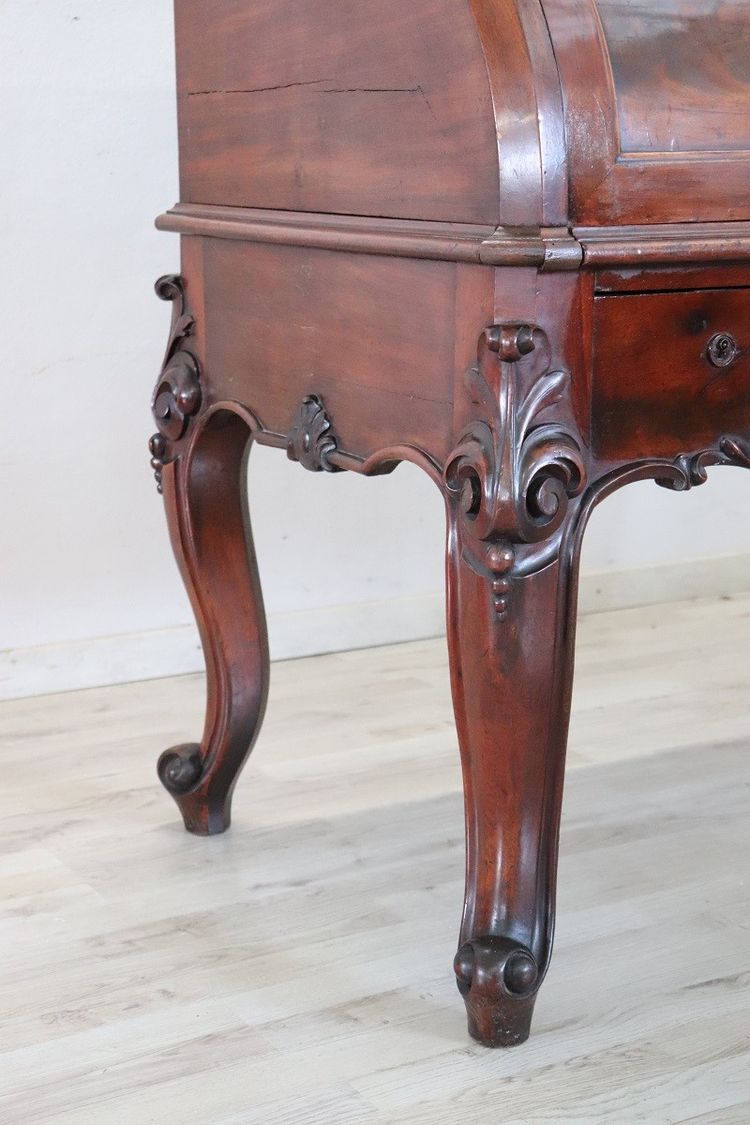 19th Century Antique Roll Top Desk In Walnut