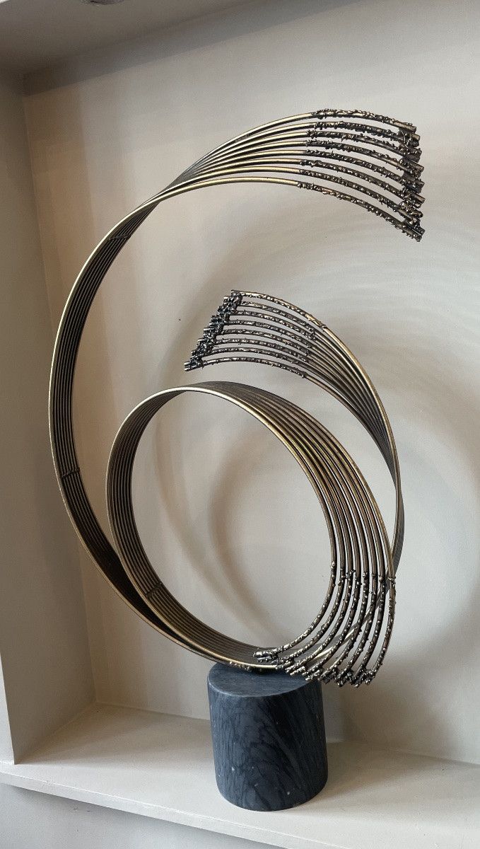 „Windswept“ Skulptur aus poliertem Stahl von Curtis Jere