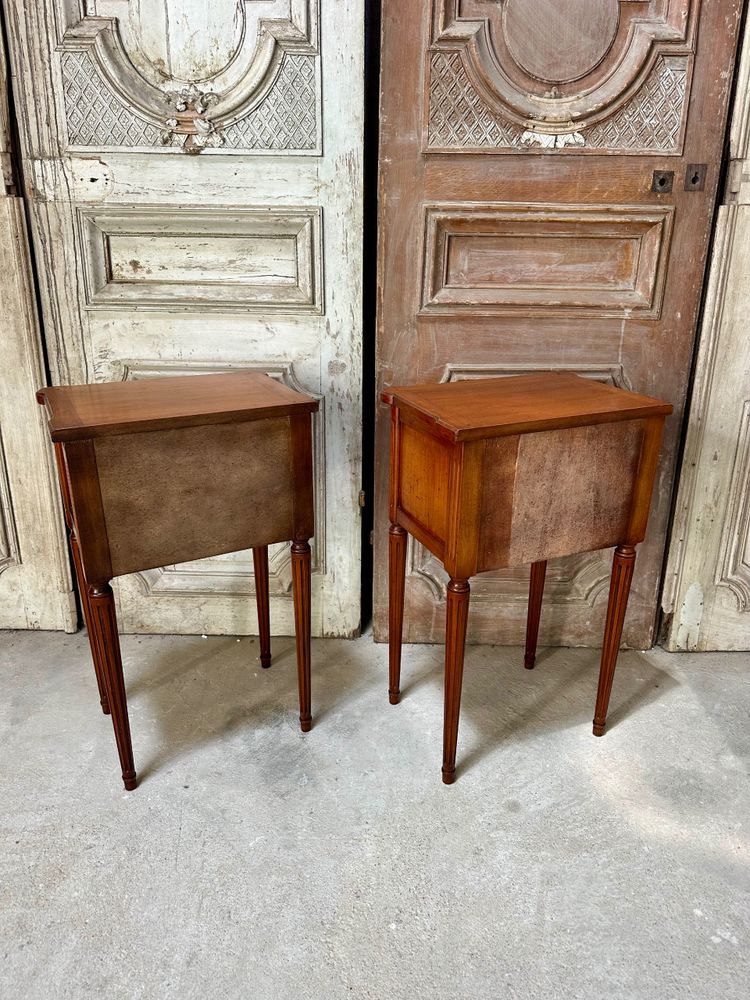Paire de chevets style Louis XVI 20e siècle 
