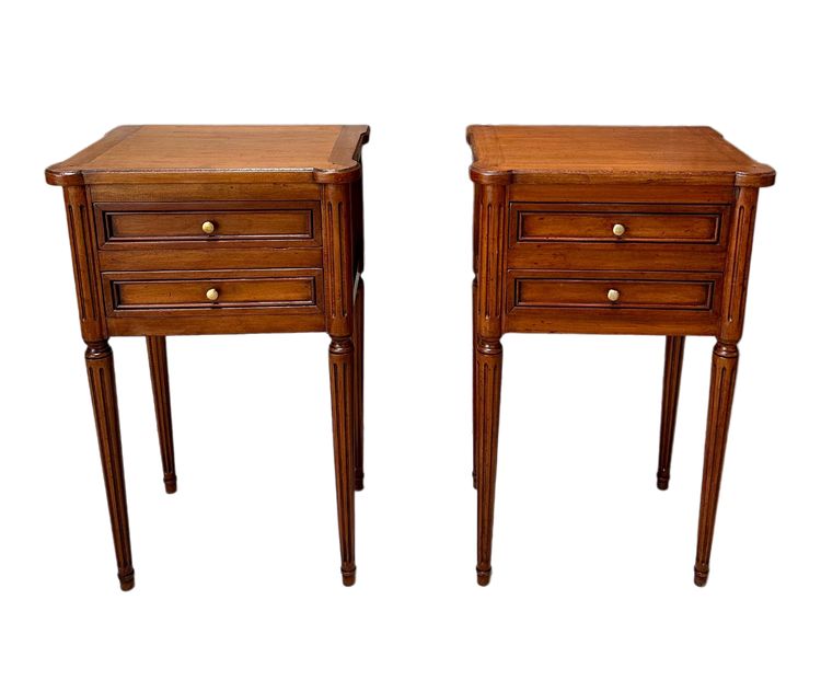 Paire de chevets style Louis XVI 20e siècle 