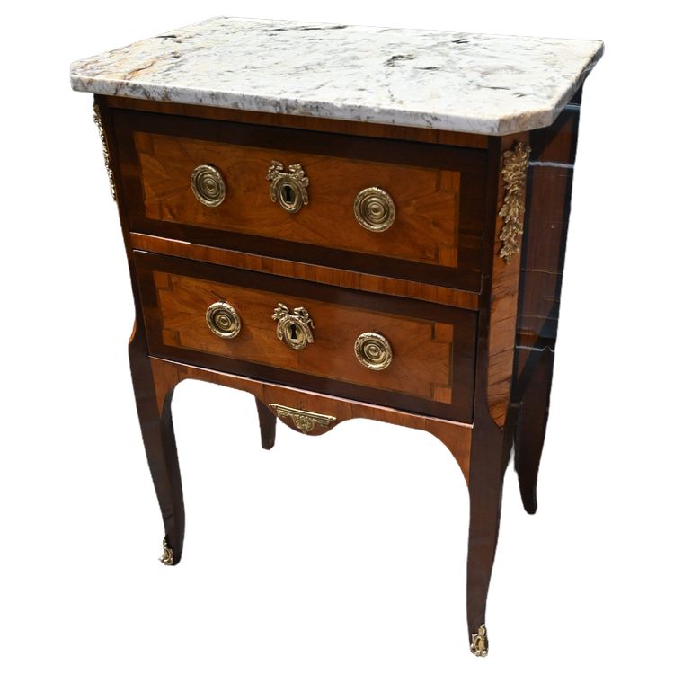 Petite commode estampillée de Bury d époque Louis XVI