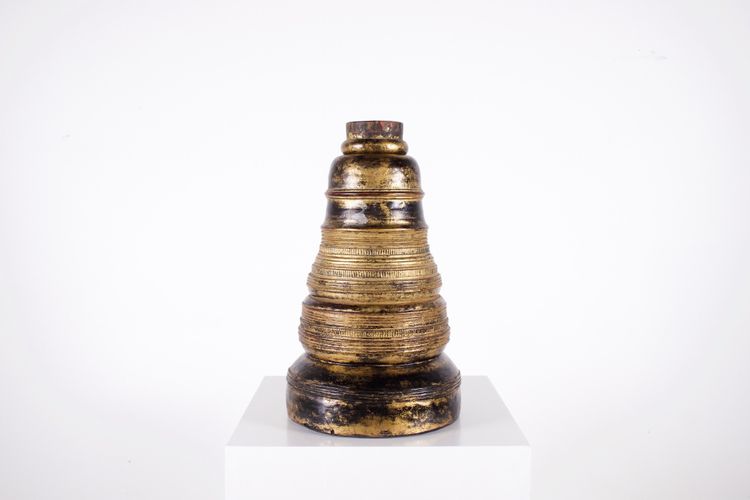 Ancient Burmese Stupa (72 cm)