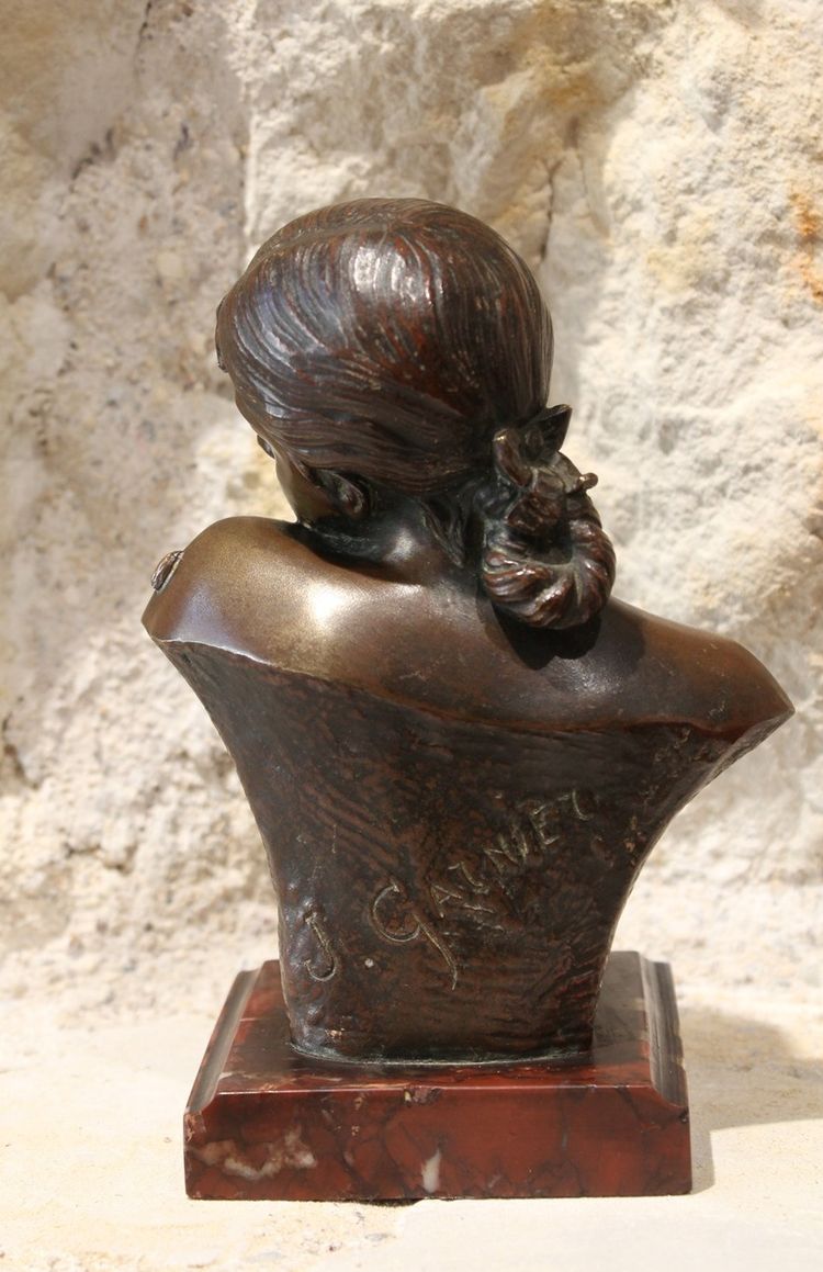 Scultura in bronzo di un busto femminile Jean Garnier (1853-1930)