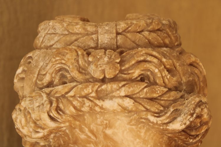 Female head in onyx, 20th c