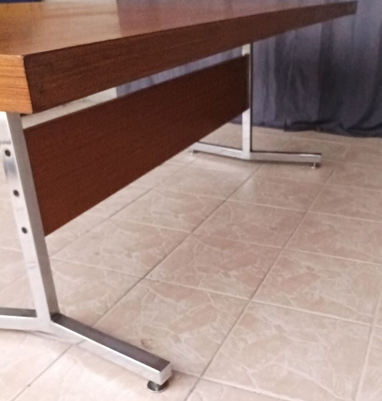 Grande table design 1960 / 1970 en acajou