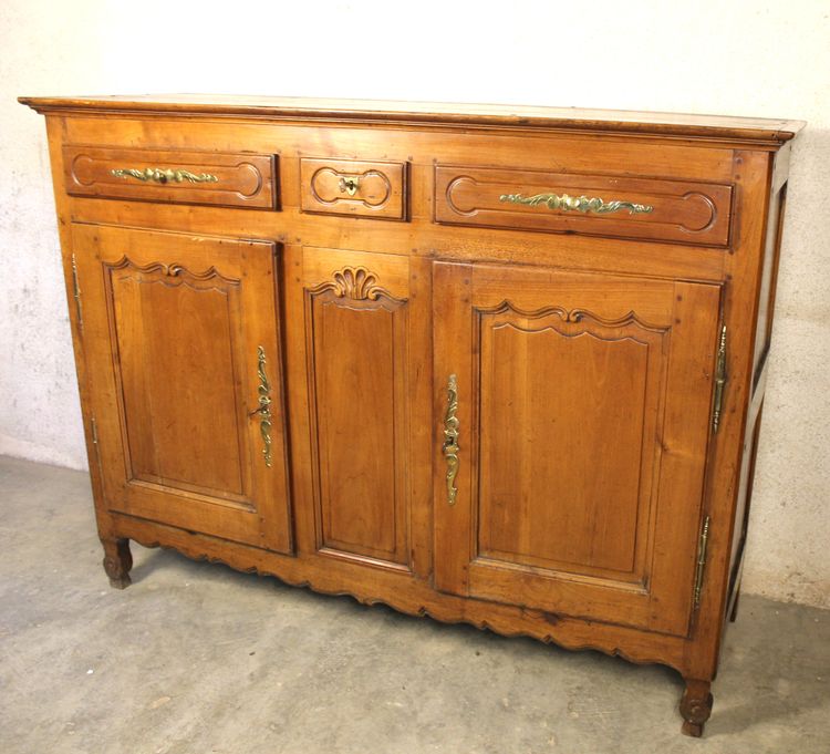 Enfilade aus Kirschbaumholz im Stil Louis XV, 19. Jahrhundert, mit 2 Türen und 3 Schubladen