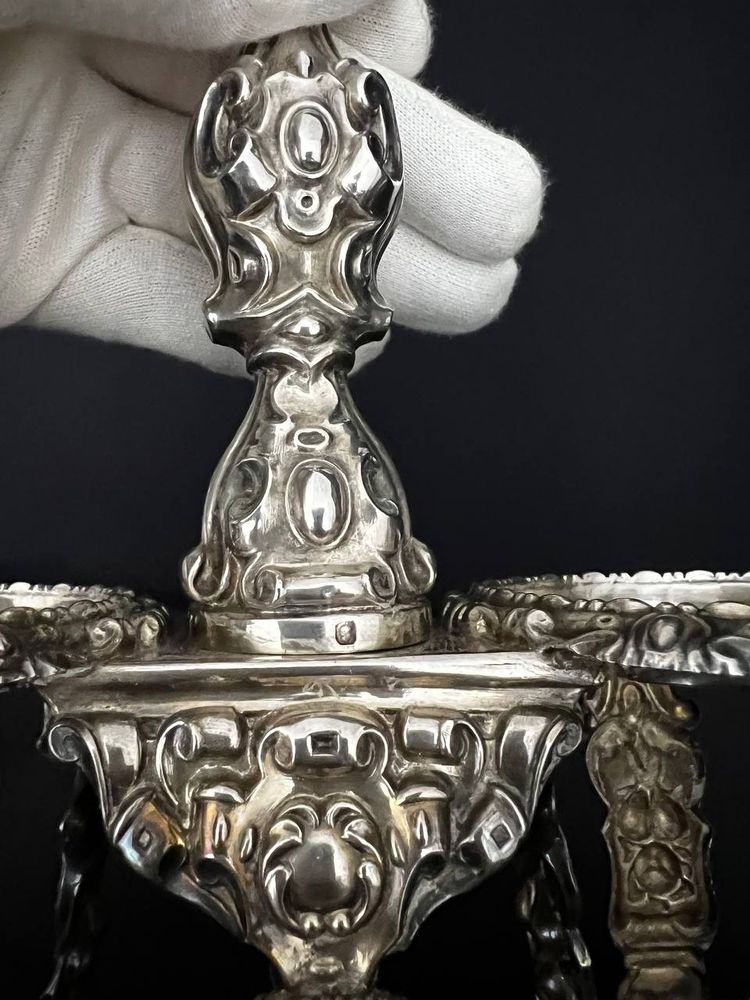 Huilier-vinaigrier in sterling silver and crystal - Minerve, late XIXᵉ century