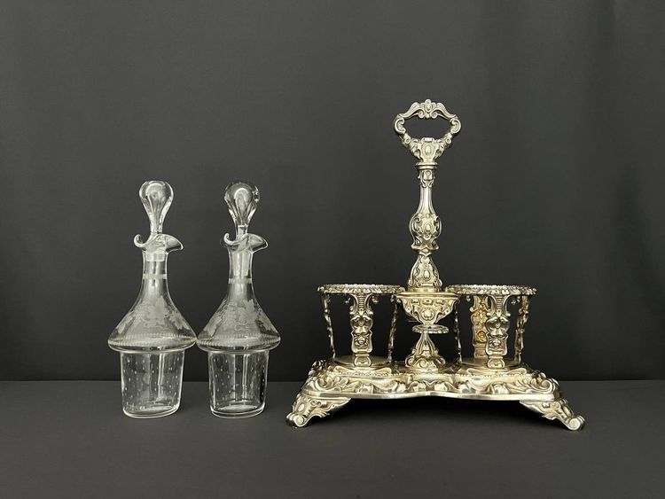 Huilier-vinaigrier in sterling silver and crystal - Minerve, late XIXᵉ century