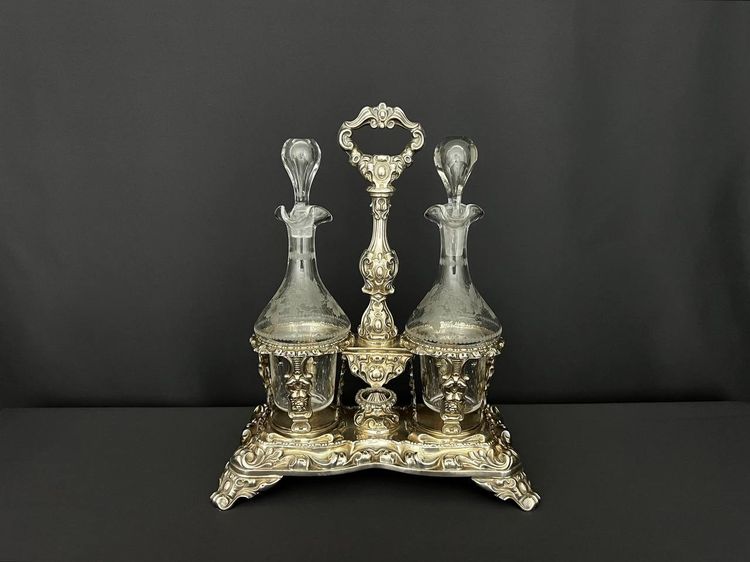 Huilier-vinaigrier in sterling silver and crystal - Minerve, late XIXᵉ century